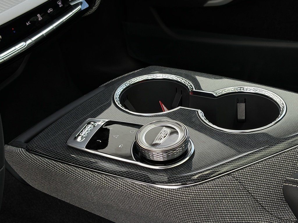 2026 Cadillac Optiq in Joliette, Quebec - 18 - w1024h768px