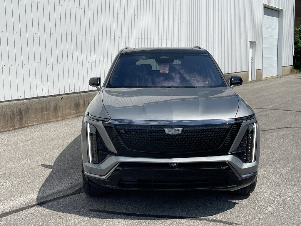 Cadillac VISTIQ  2026 à Joliette, Québec - 2 - w1024h768px