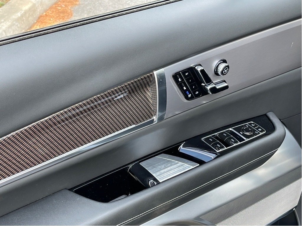 Cadillac VISTIQ  2026 à Joliette, Québec - 14 - w1024h768px
