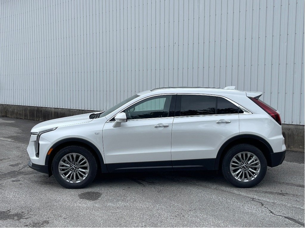 Cadillac XT4  2024 à Joliette, Québec - 3 - w1024h768px