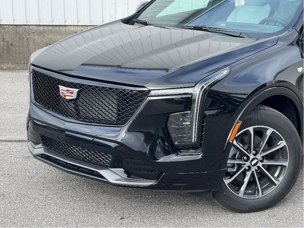 Cadillac XT4  2025 à Joliette, Québec - 6 - w1024h768px