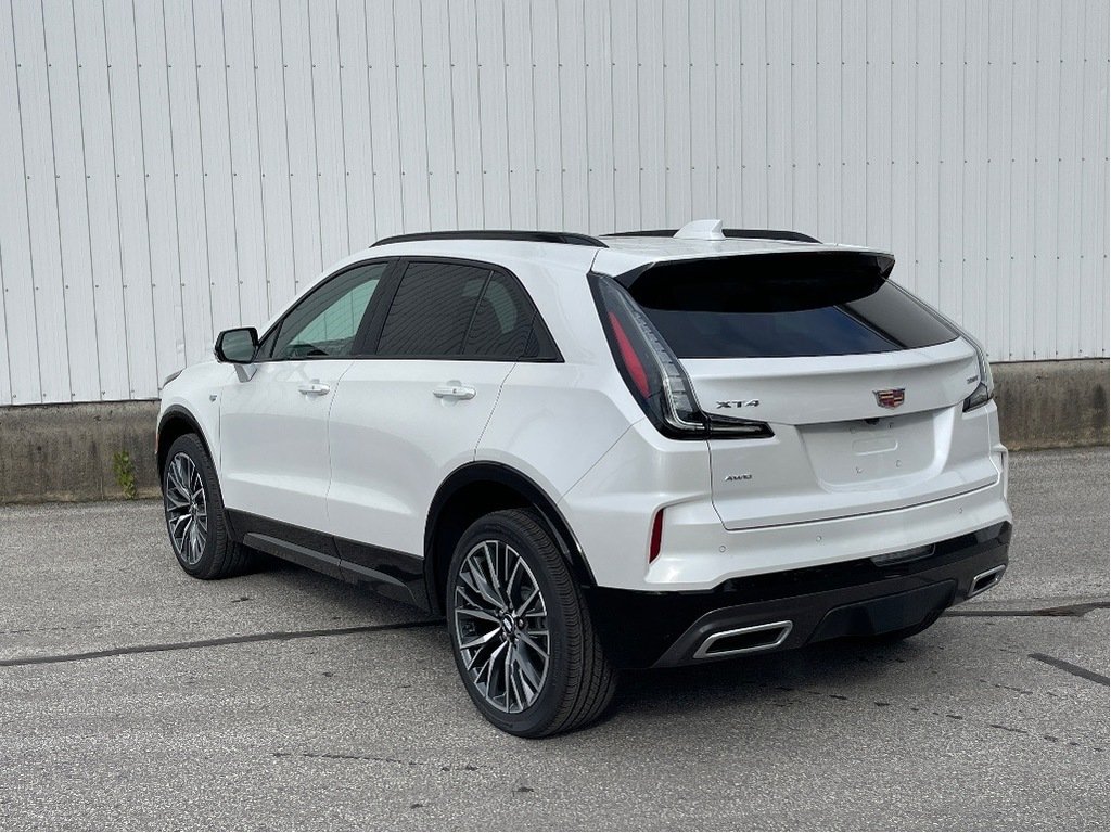 Cadillac XT4  2025 à Joliette, Québec - 4 - w1024h768px