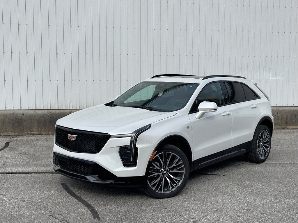 Cadillac XT4  2025 à Joliette, Québec - 1 - w1024h768px