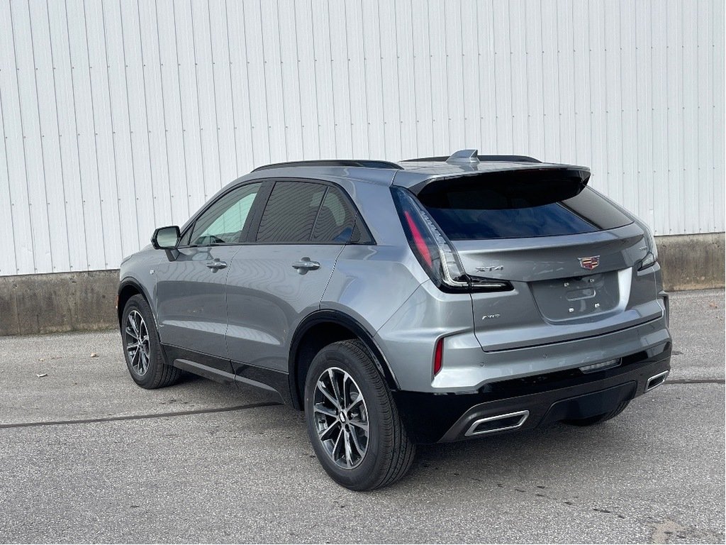 Cadillac XT4  2025 à Joliette, Québec - 4 - w1024h768px