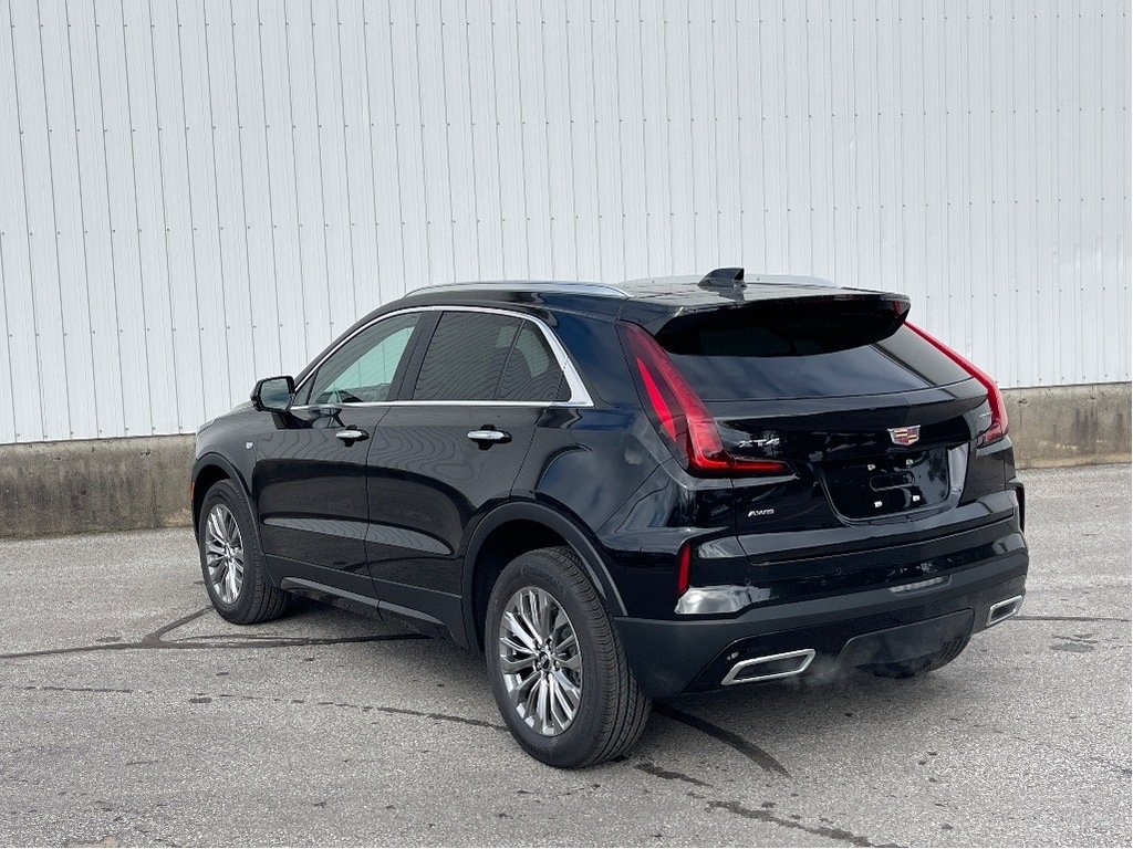 2025 Cadillac XT4 in Joliette, Quebec - 4 - w1024h768px