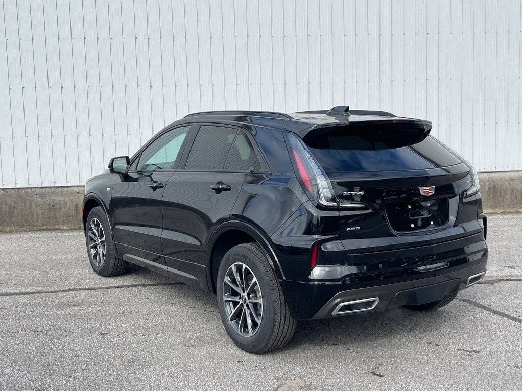 2025 Cadillac XT4 in Joliette, Quebec - 4 - w1024h768px