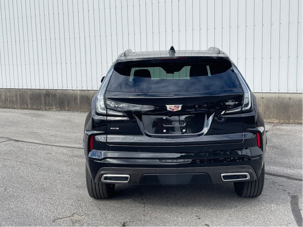 2025 Cadillac XT4 in Joliette, Quebec - 5 - w1024h768px