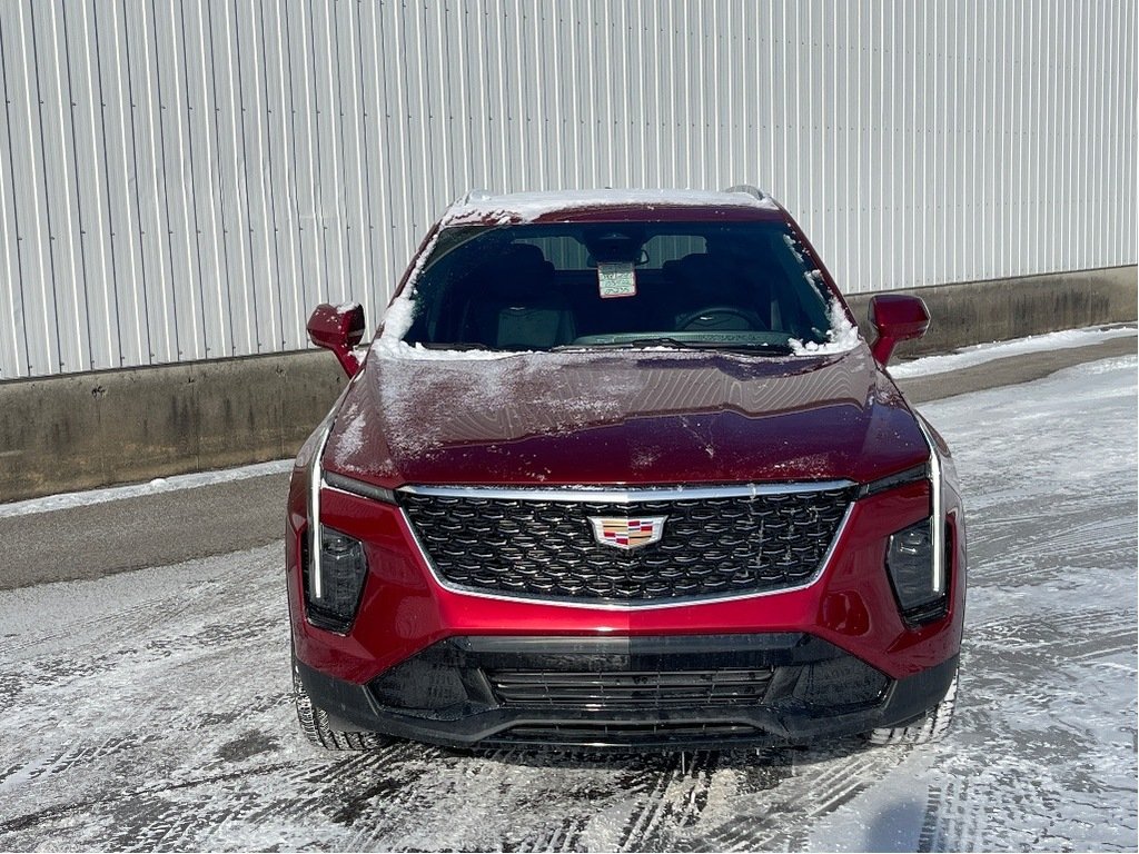 2025 Cadillac XT4 in Joliette, Quebec - 2 - w1024h768px