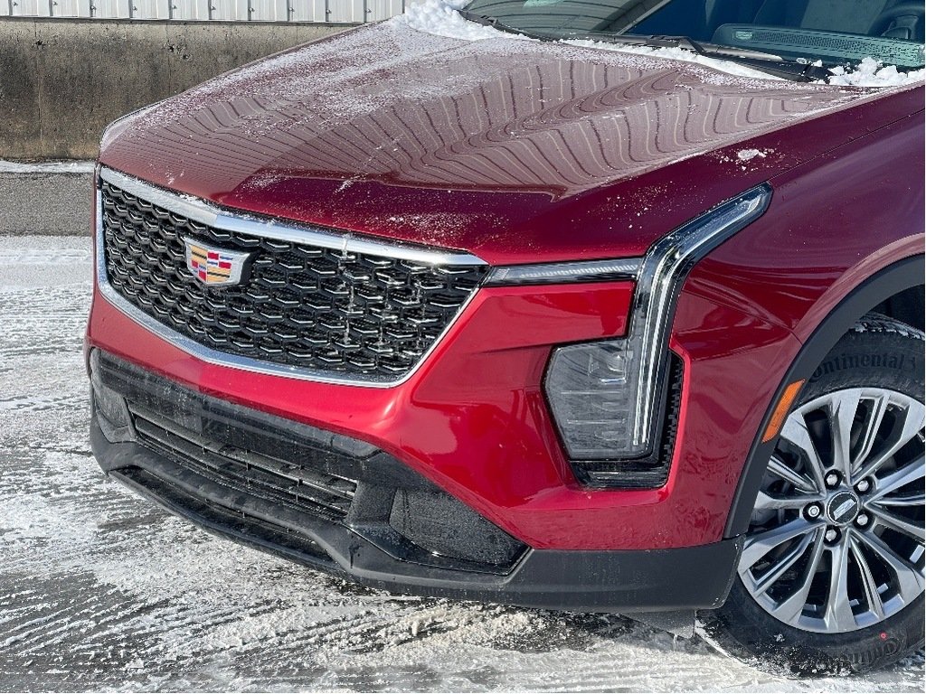 2025 Cadillac XT4 in Joliette, Quebec - 6 - w1024h768px