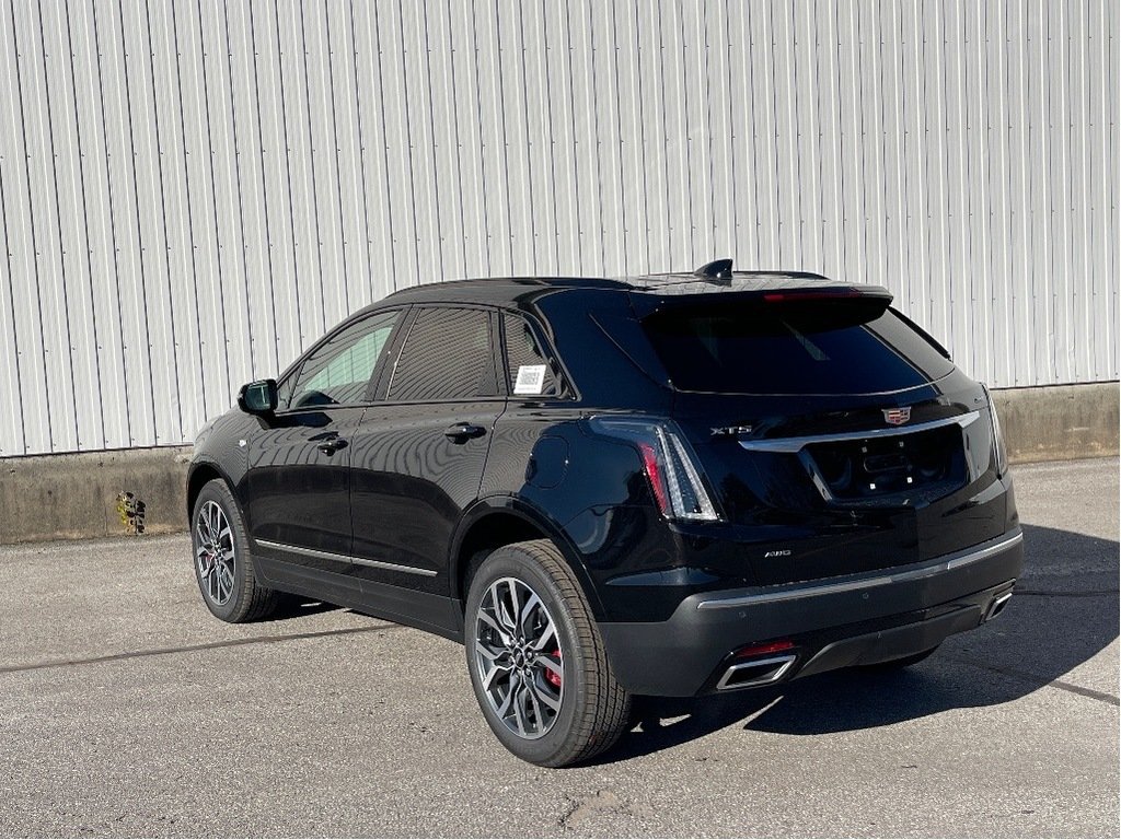 2025 Cadillac XT5 in Joliette, Quebec - 4 - w1024h768px