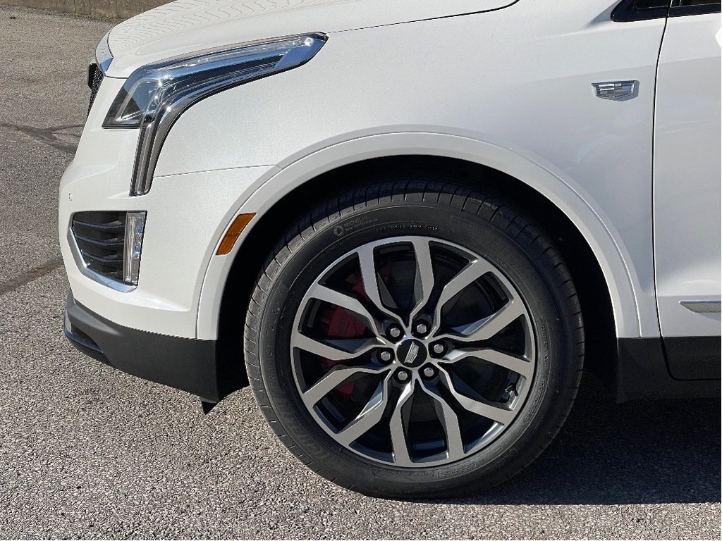 2025 Cadillac XT5 in Joliette, Quebec - 7 - w1024h768px