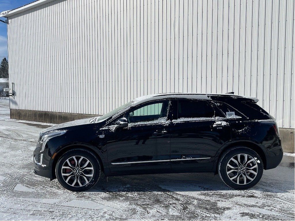 2025 Cadillac XT5 in Joliette, Quebec - 3 - w1024h768px