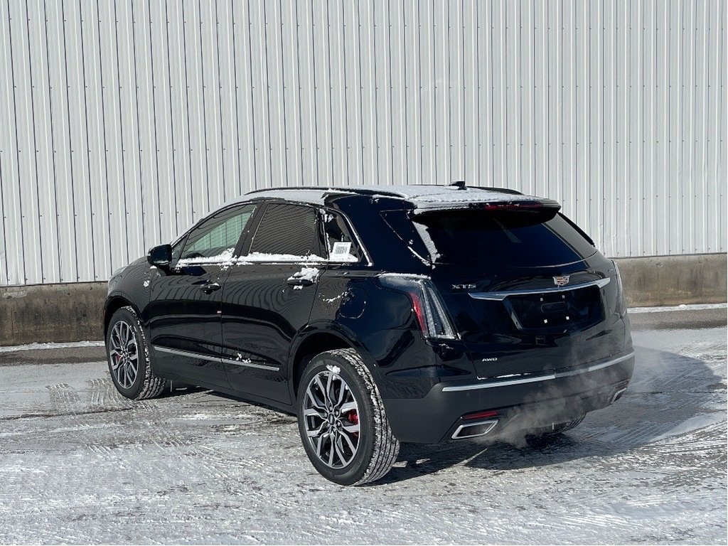 2025 Cadillac XT5 in Joliette, Quebec - 4 - w1024h768px