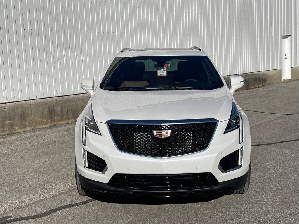 2025 Cadillac XT5 in Joliette, Quebec - 2 - w1024h768px