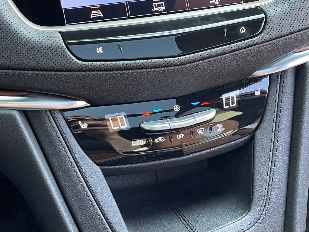 Cadillac XT5  2025 à Joliette, Québec - 18 - w1024h768px