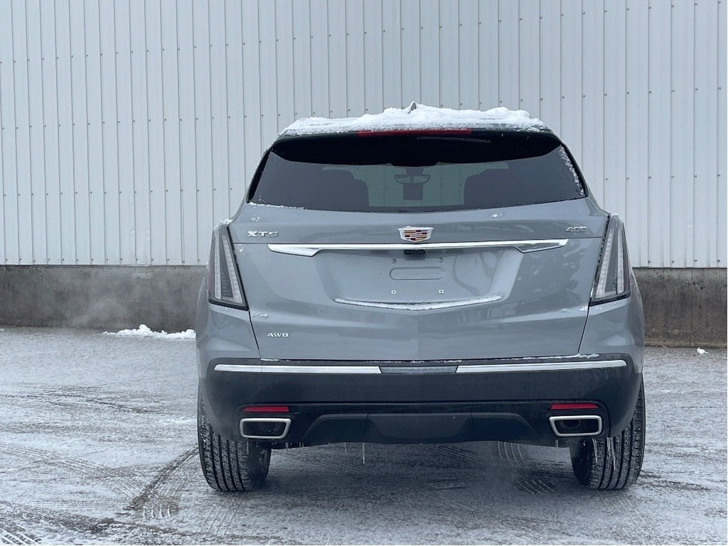 2026 Cadillac XT5 in Joliette, Quebec - 5 - w1024h768px
