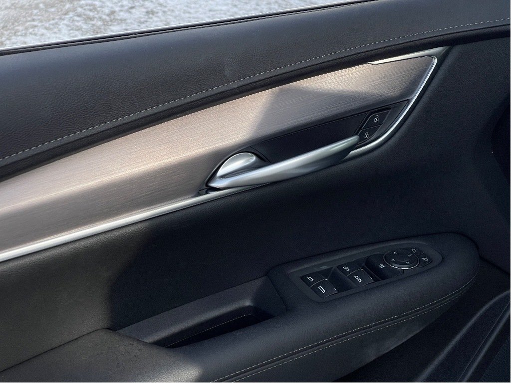 Cadillac XT5  2026 à Joliette, Québec - 11 - w1024h768px