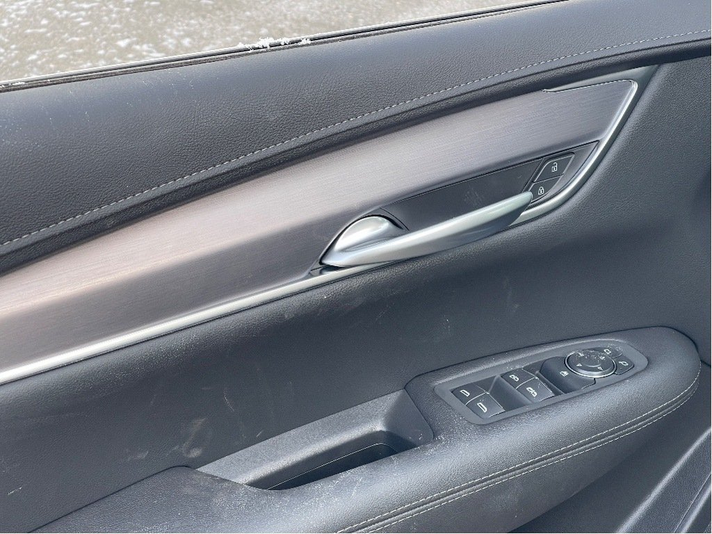 Cadillac XT5  2026 à Joliette, Québec - 11 - w1024h768px