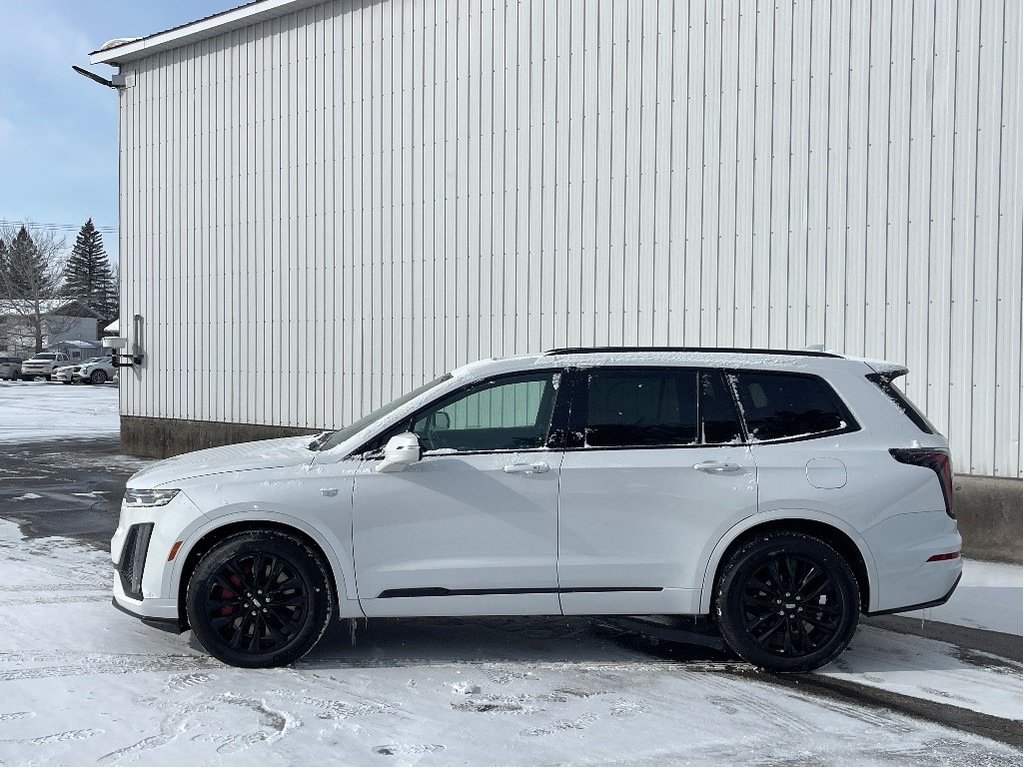 Cadillac XT6  2024 à Joliette, Québec - 3 - w1024h768px