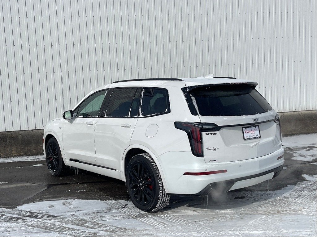 2024 Cadillac XT6 in Joliette, Quebec - 4 - w1024h768px