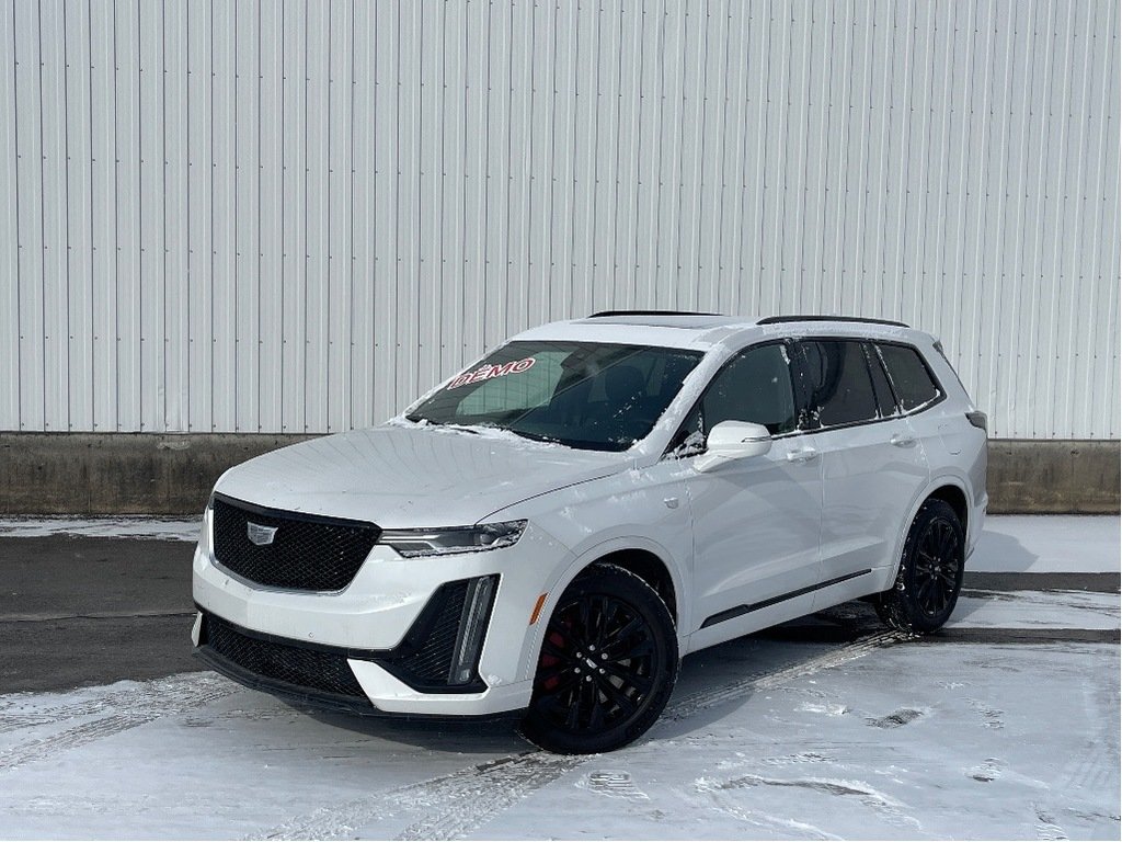 2024 Cadillac XT6 in Joliette, Quebec - 1 - w1024h768px