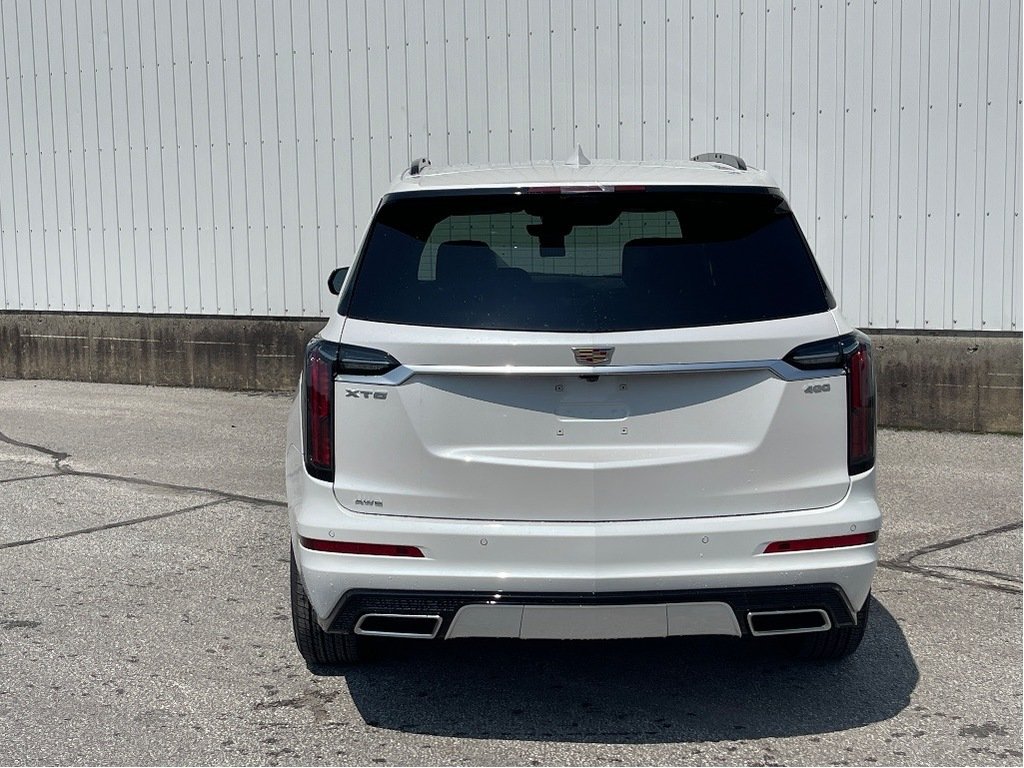 2025 Cadillac XT6 in Joliette, Quebec - 5 - w1024h768px