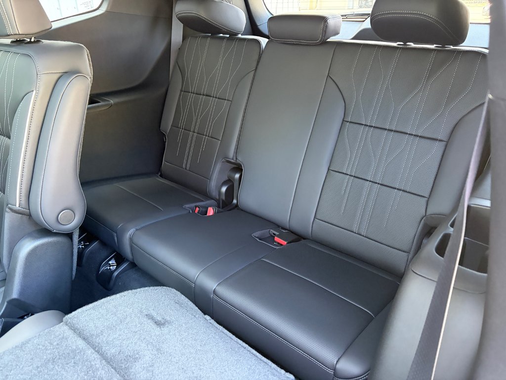 2027 Buick Enclave in Joliette, Quebec - 12 - w1024h768px
