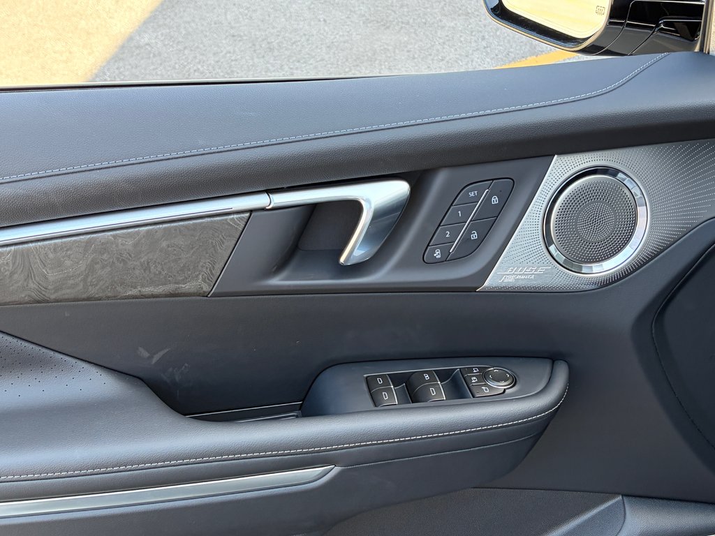 2027 Buick Enclave in Joliette, Quebec - 14 - w1024h768px