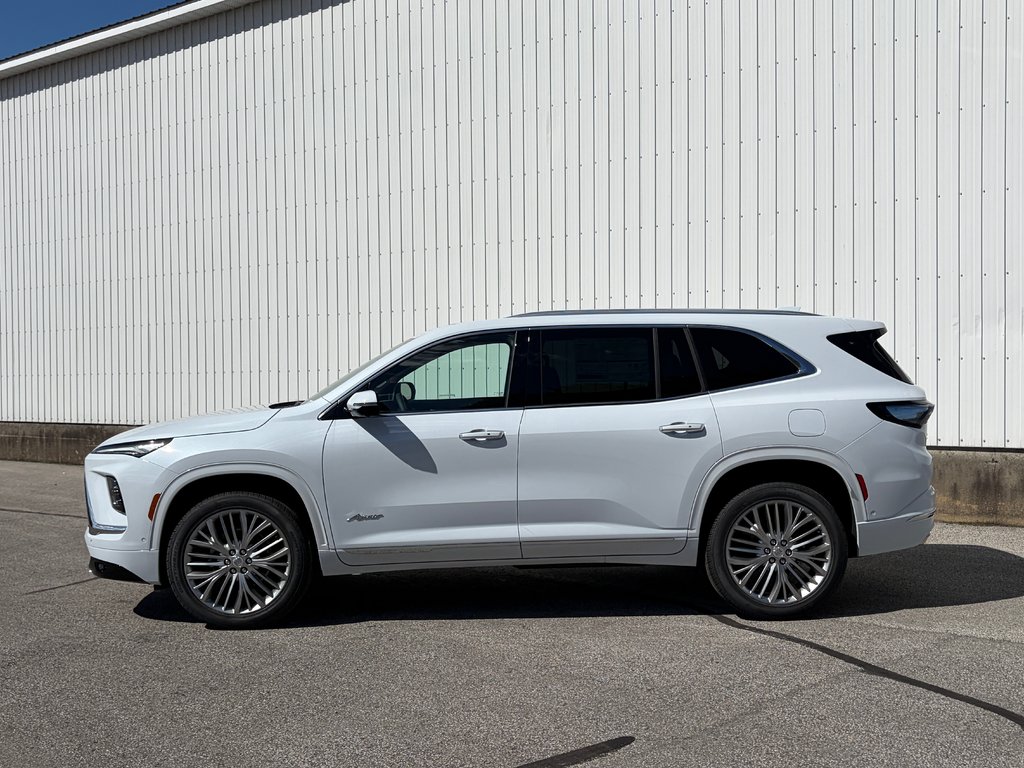 2027 Buick Enclave in Joliette, Quebec - 3 - w1024h768px
