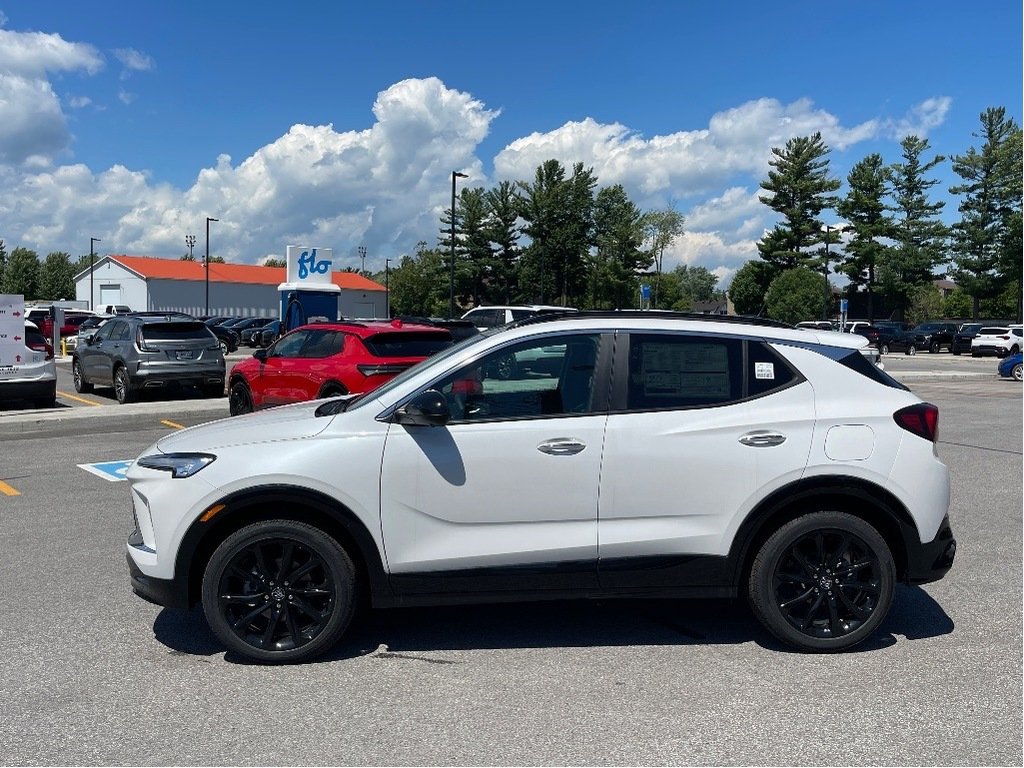 2024 Buick Encore GX in Joliette, Quebec - 3 - w1024h768px