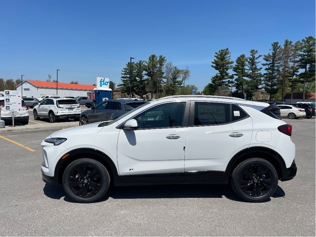 2025 Buick Encore GX in Joliette, Quebec - 3 - w1024h768px