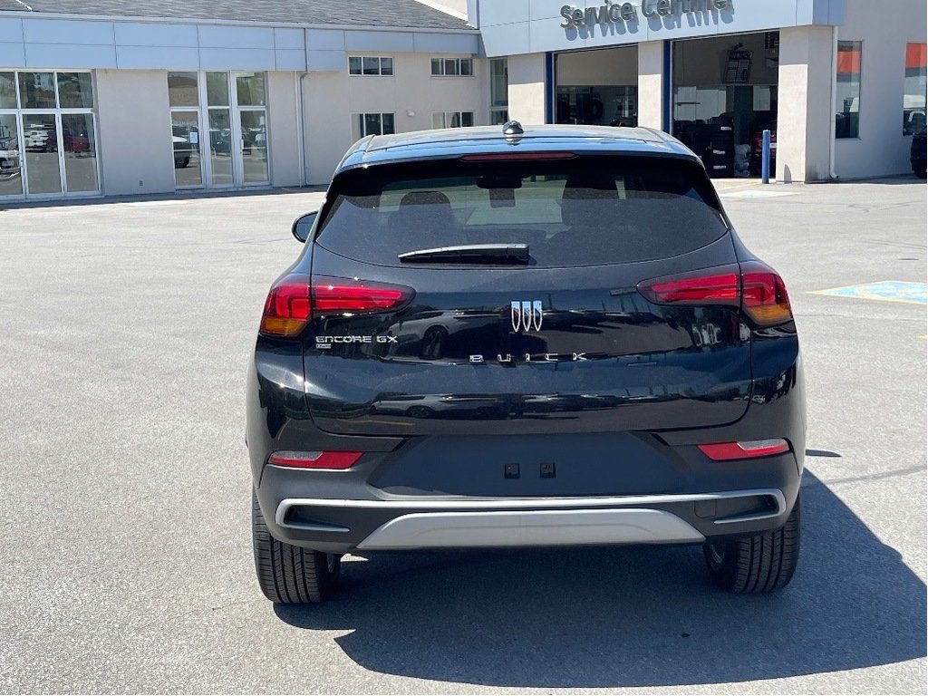 Buick Encore GX  2025 à Joliette, Québec - 5 - w1024h768px