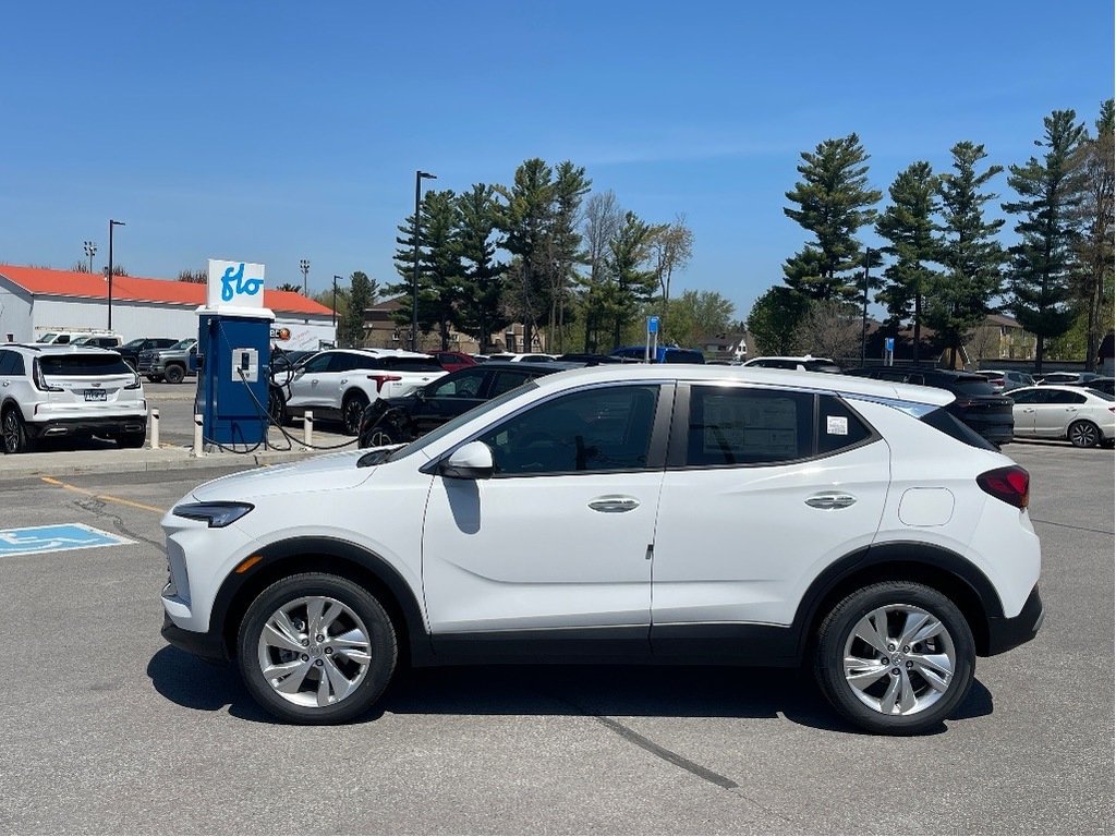 Buick Encore GX  2025 à Joliette, Québec - 3 - w1024h768px