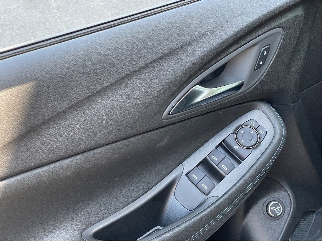 2025 Buick Encore GX in Joliette, Quebec - 12 - w1024h768px