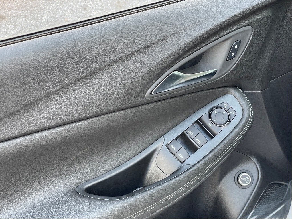 2025 Buick Encore GX in Joliette, Quebec - 12 - w1024h768px