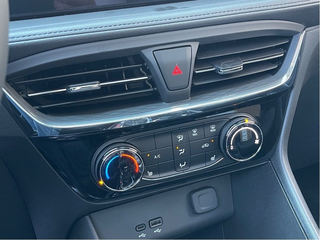 2025 Buick Encore GX in Joliette, Quebec - 18 - w1024h768px