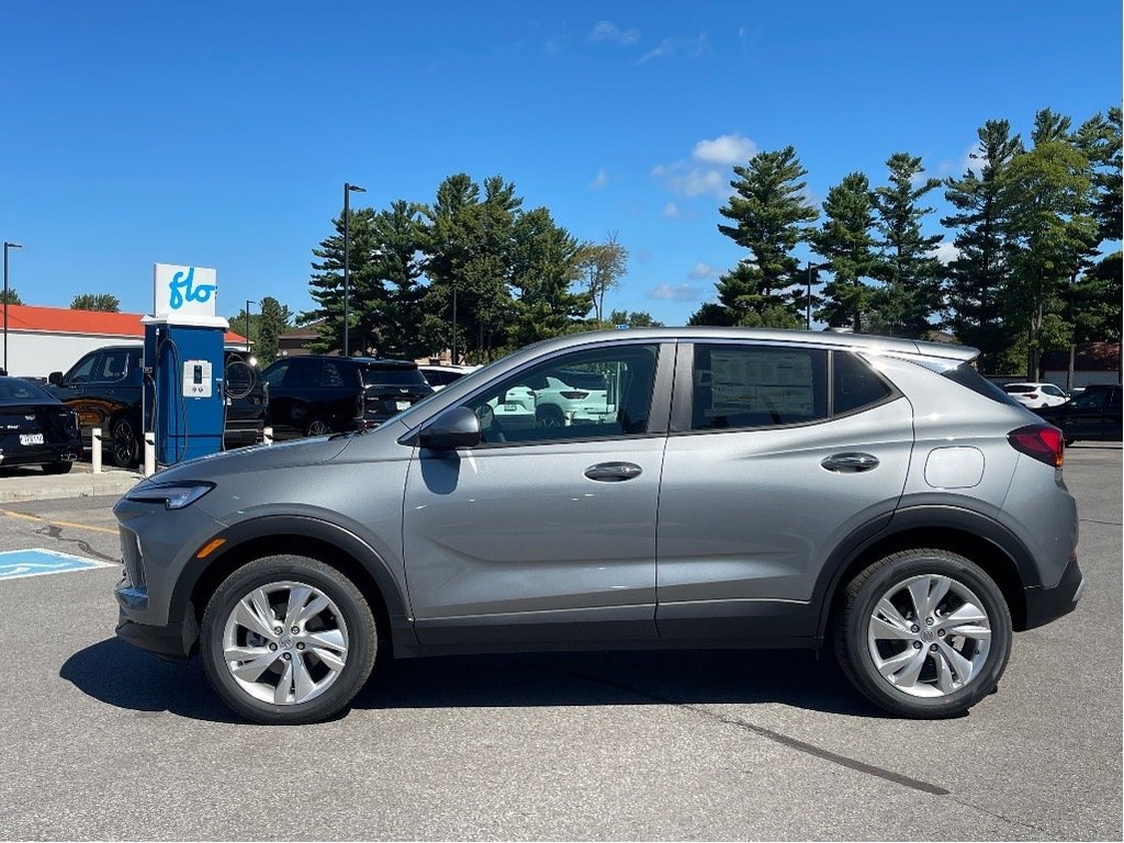 Buick Encore GX  2026 à Joliette, Québec - 3 - w1024h768px