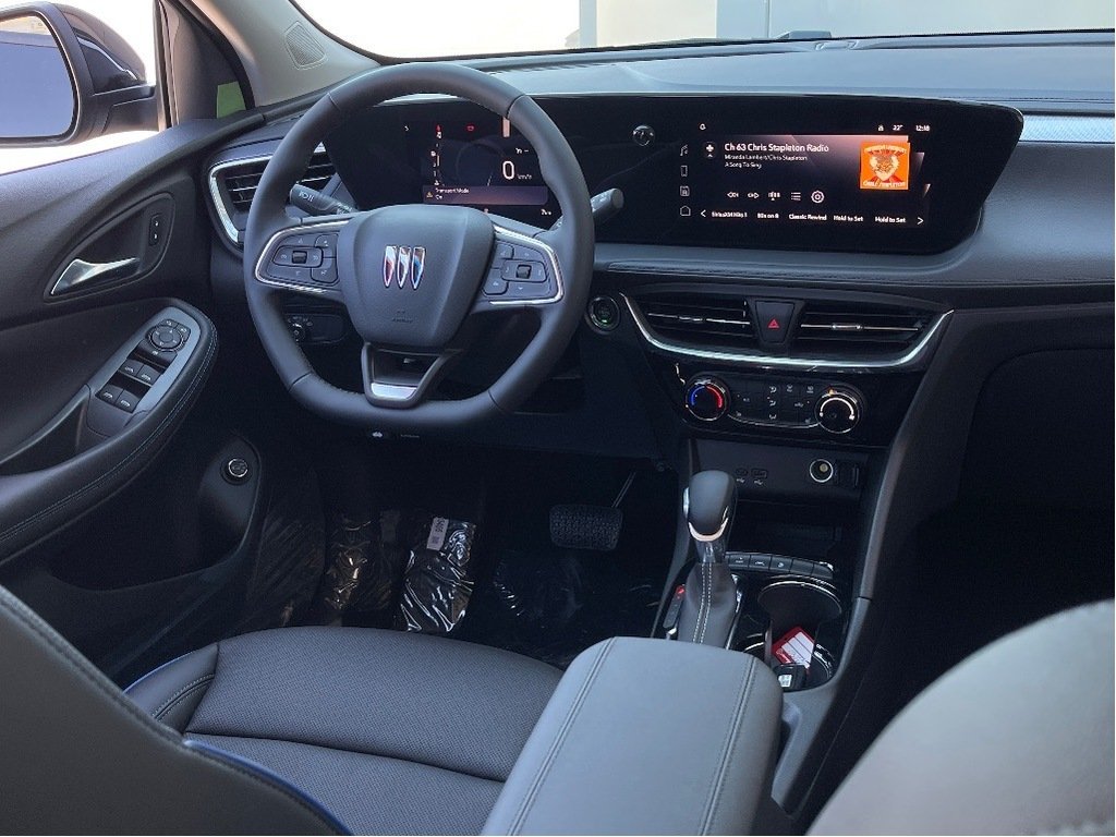 Buick Encore GX  2026 à Joliette, Québec - 11 - w1024h768px