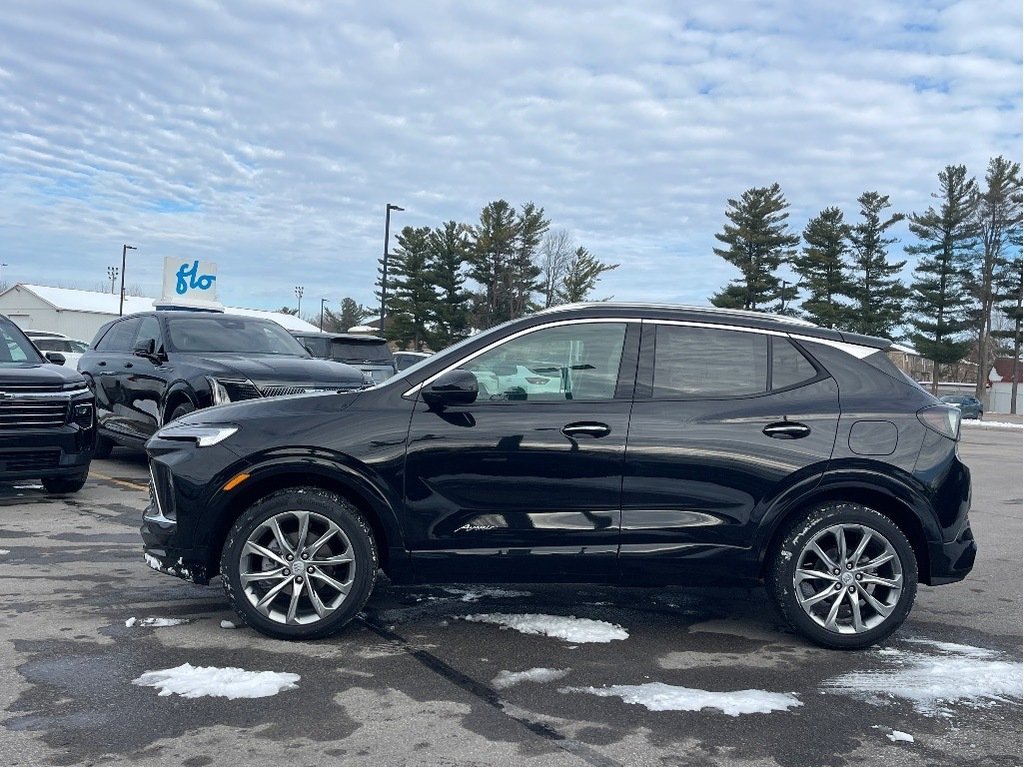 Buick Encore GX  2026 à Joliette, Québec - 3 - w1024h768px