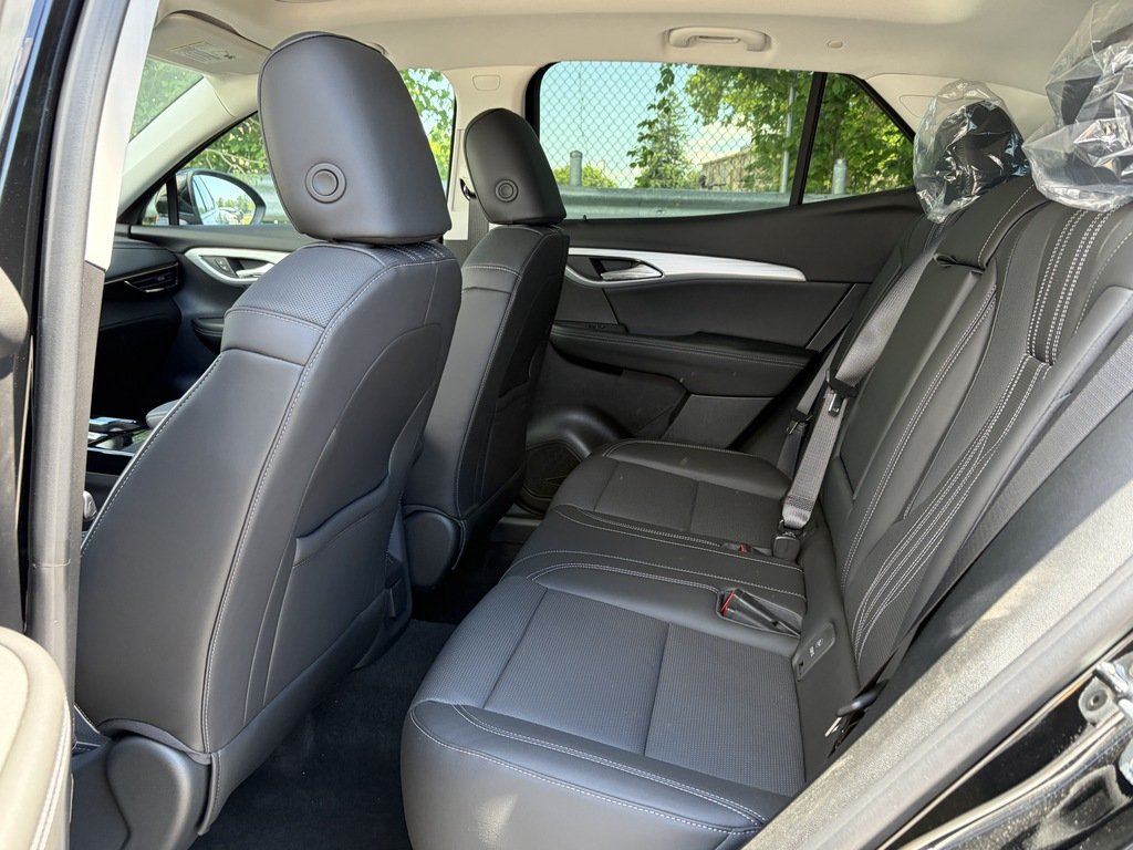 2026 Buick Envision in Joliette, Quebec - 10 - w1024h768px