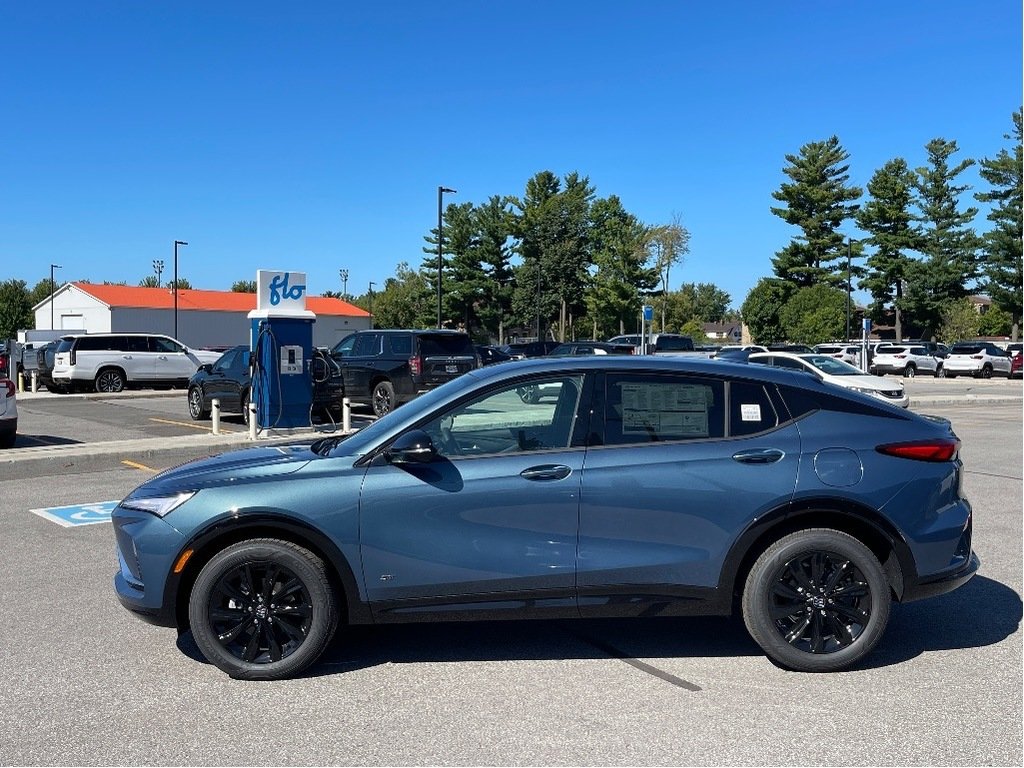 Buick Envista  2025 à Joliette, Québec - 3 - w1024h768px