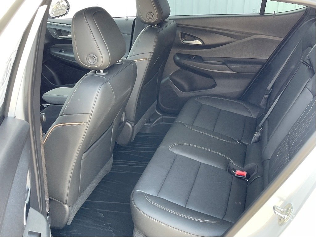 2025 Buick Envista in Joliette, Quebec - 11 - w1024h768px