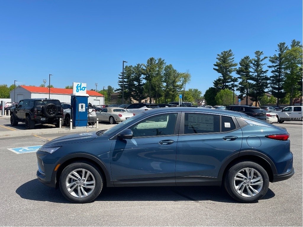 2025 Buick Envista in Joliette, Quebec - 3 - w1024h768px