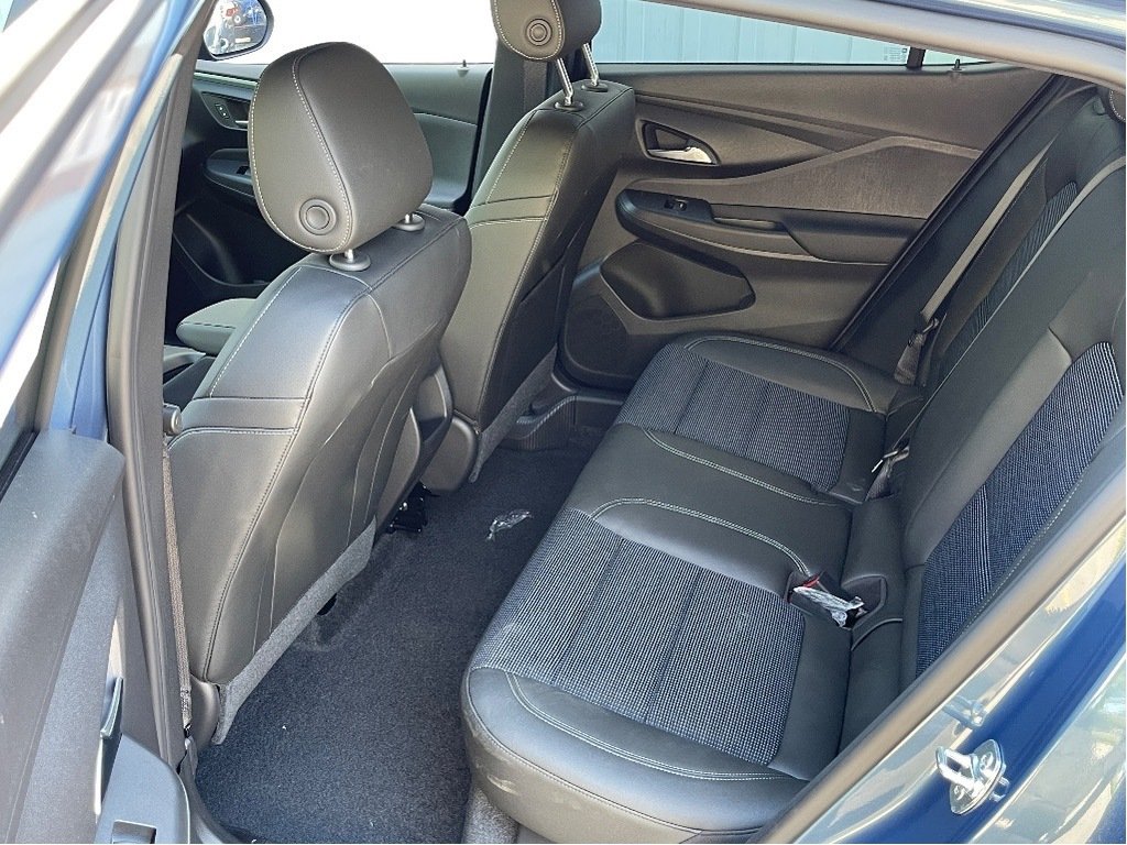 2025 Buick Envista in Joliette, Quebec - 10 - w1024h768px