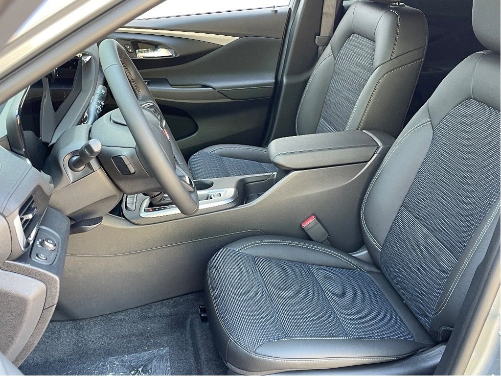 2025 Buick Envista in Joliette, Quebec - 9 - w1024h768px