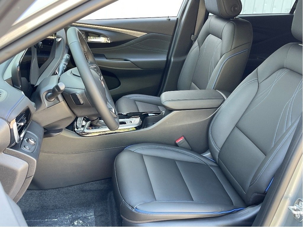 2025 Buick Envista in Joliette, Quebec - 9 - w1024h768px