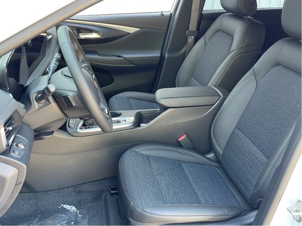 2025 Buick Envista in Joliette, Quebec - 9 - w1024h768px