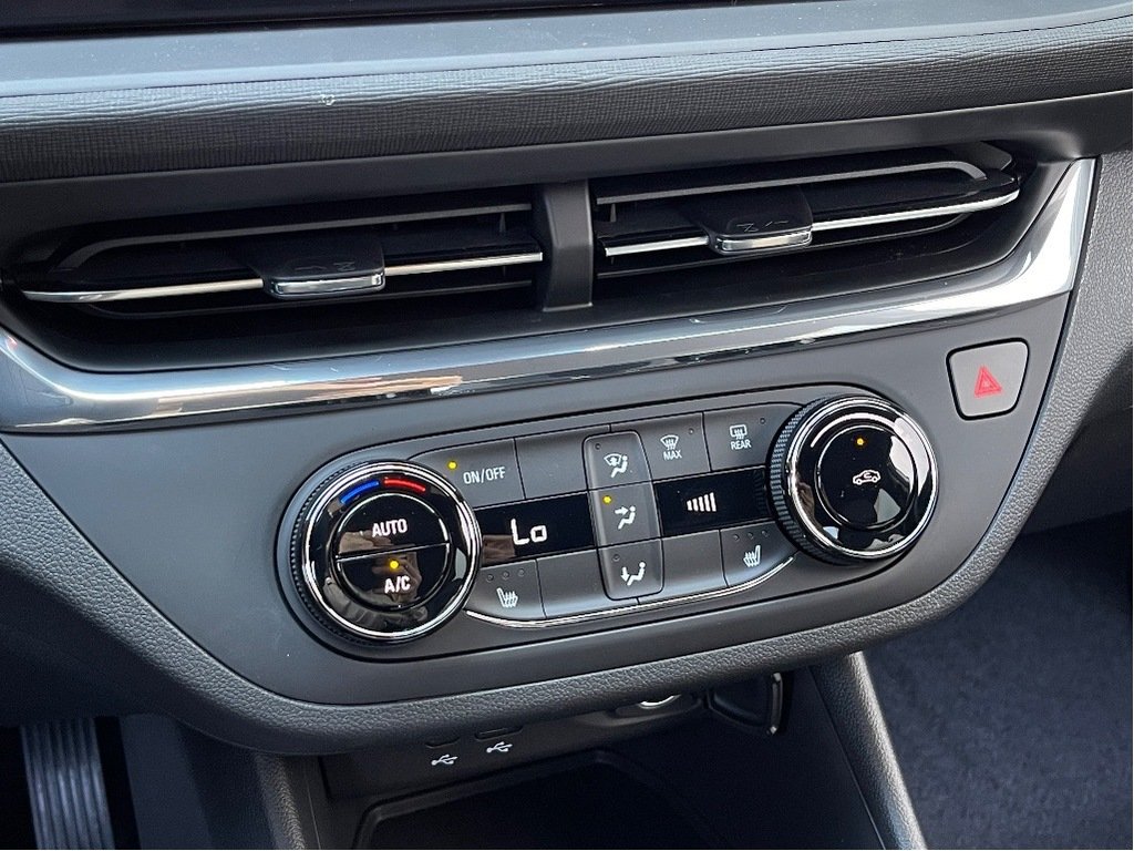 2025 Buick Envista in Joliette, Quebec - 17 - w1024h768px