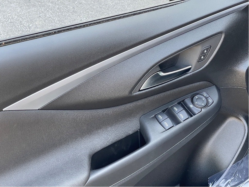 2025 Buick Envista in Joliette, Quebec - 12 - w1024h768px