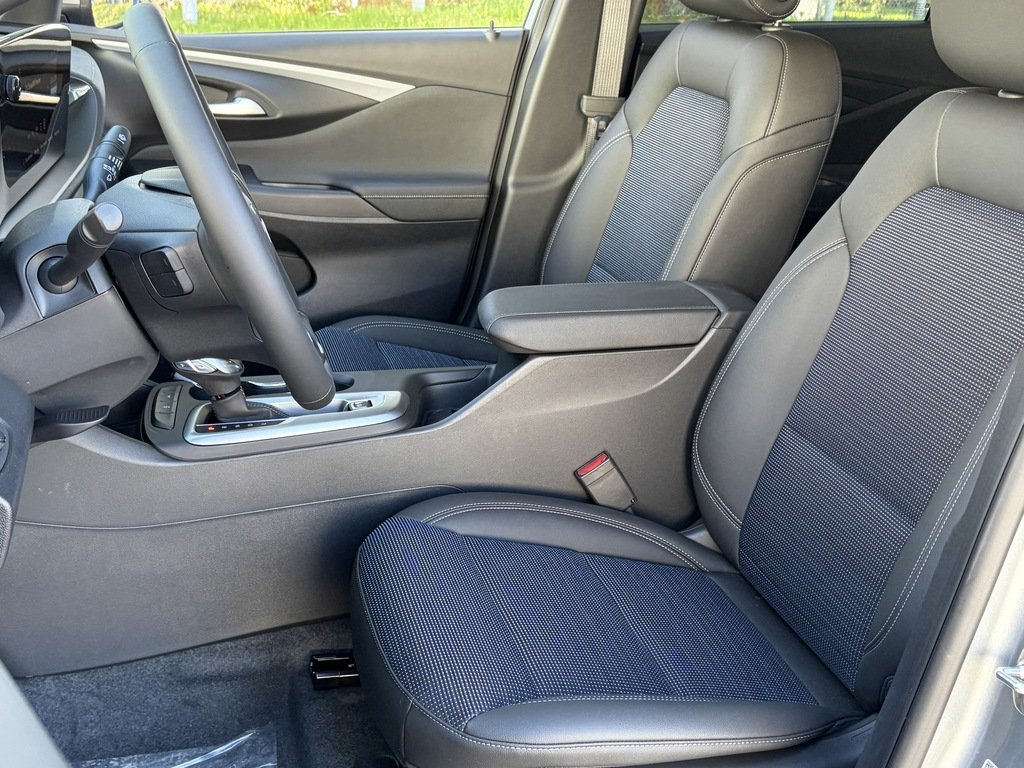 2026 Buick Envista in Joliette, Quebec - 8 - w1024h768px